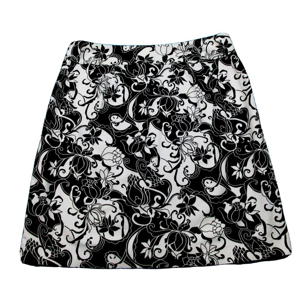 Geoffrey Beene Women Size 6 Skirt Floral Casual Sport Summer Stretch Black White